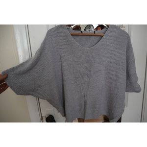 Slouchy soft top